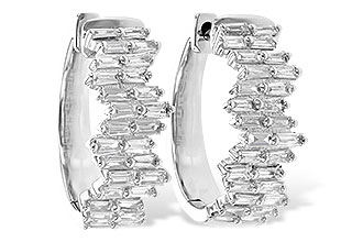 K245-04803: EARR .70 TW BAGUETTE DIAS